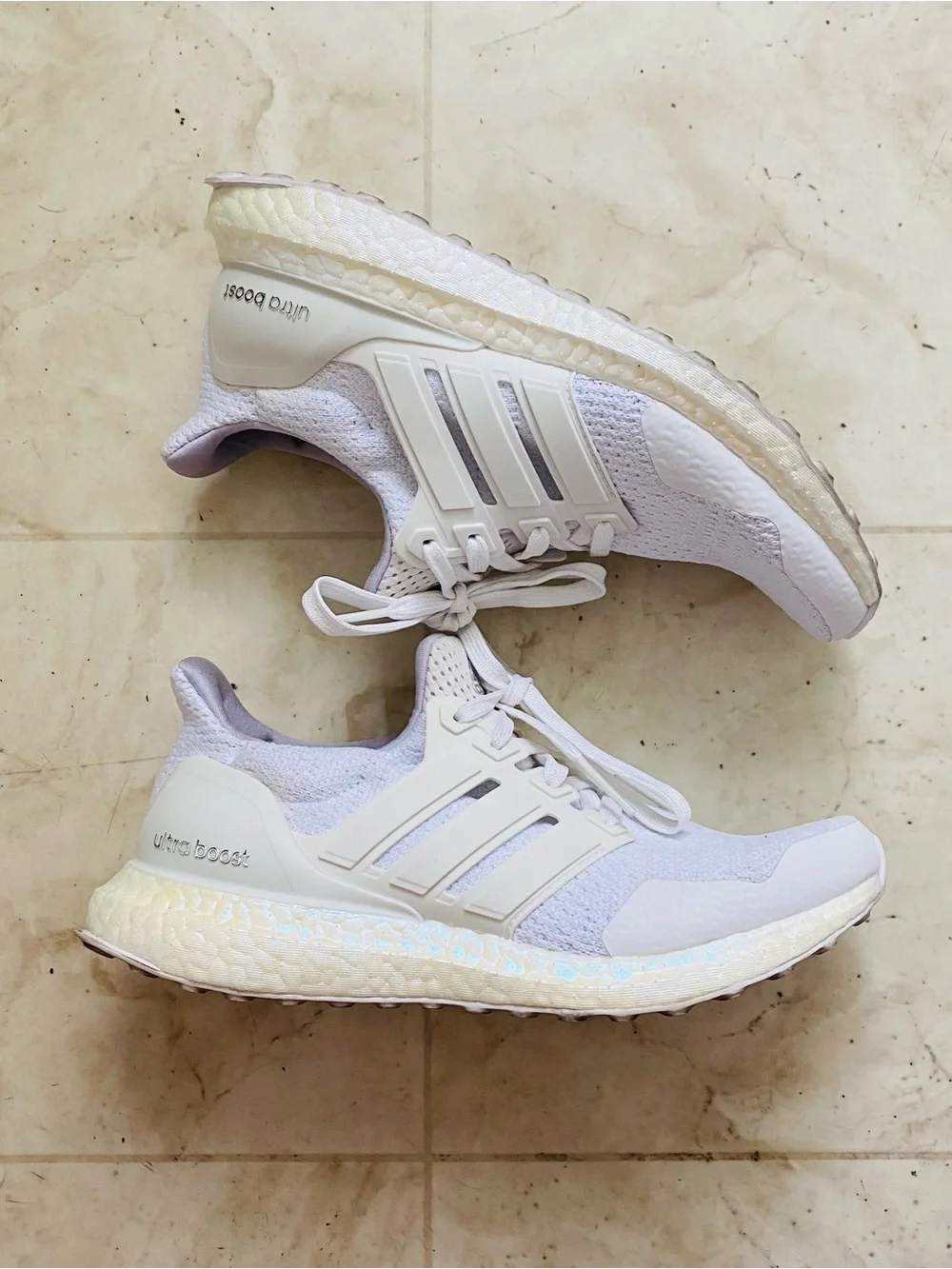 $180 Adidas Women’s Ultra Boost 1.0 White Iride Running Shoes Sneakers Size 6.5